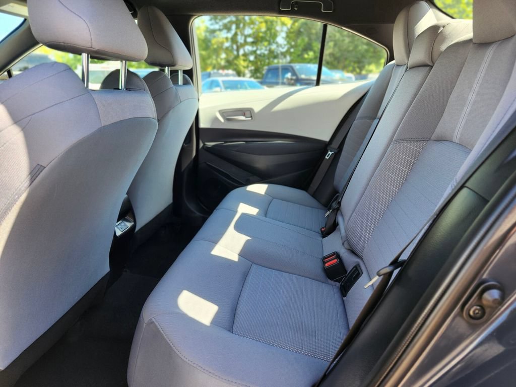 Used 2026 Toyota Corolla SE FWD image 16