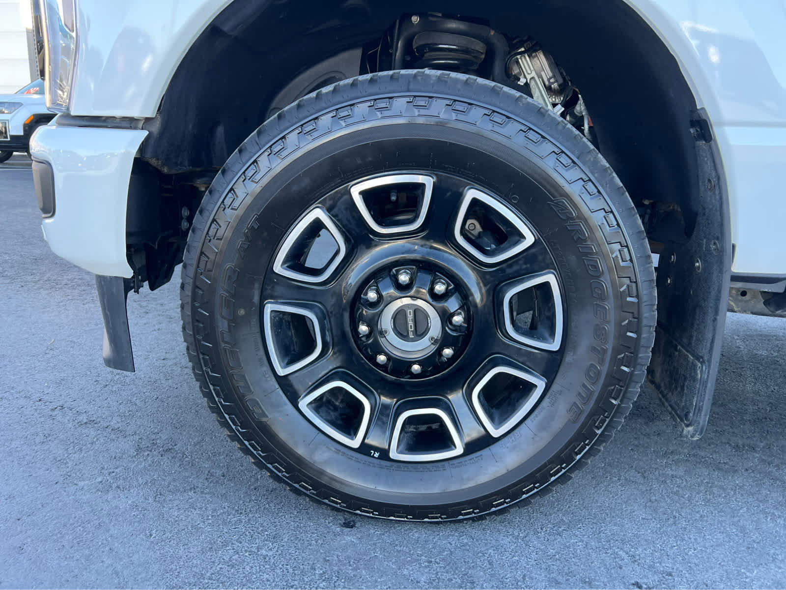 Certified 2025 Ford F350 Platinum image 13