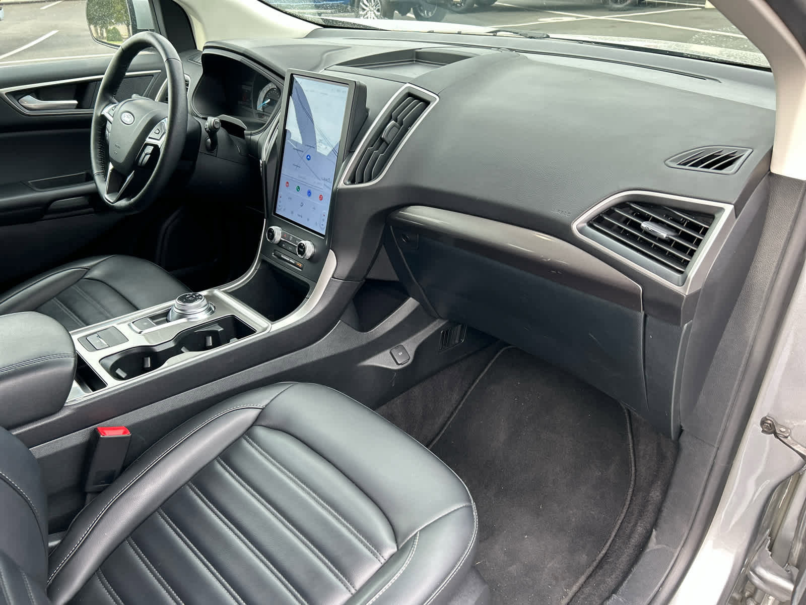 Certified 2024 Ford Edge SEL image 19