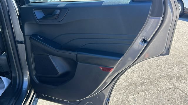Certified 2022 Ford Escape SE w/ SE Sport Appearance Package AWD/4WD image 12