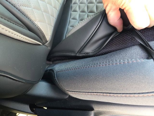 Certified 2025 Ford Explorer Active image 12