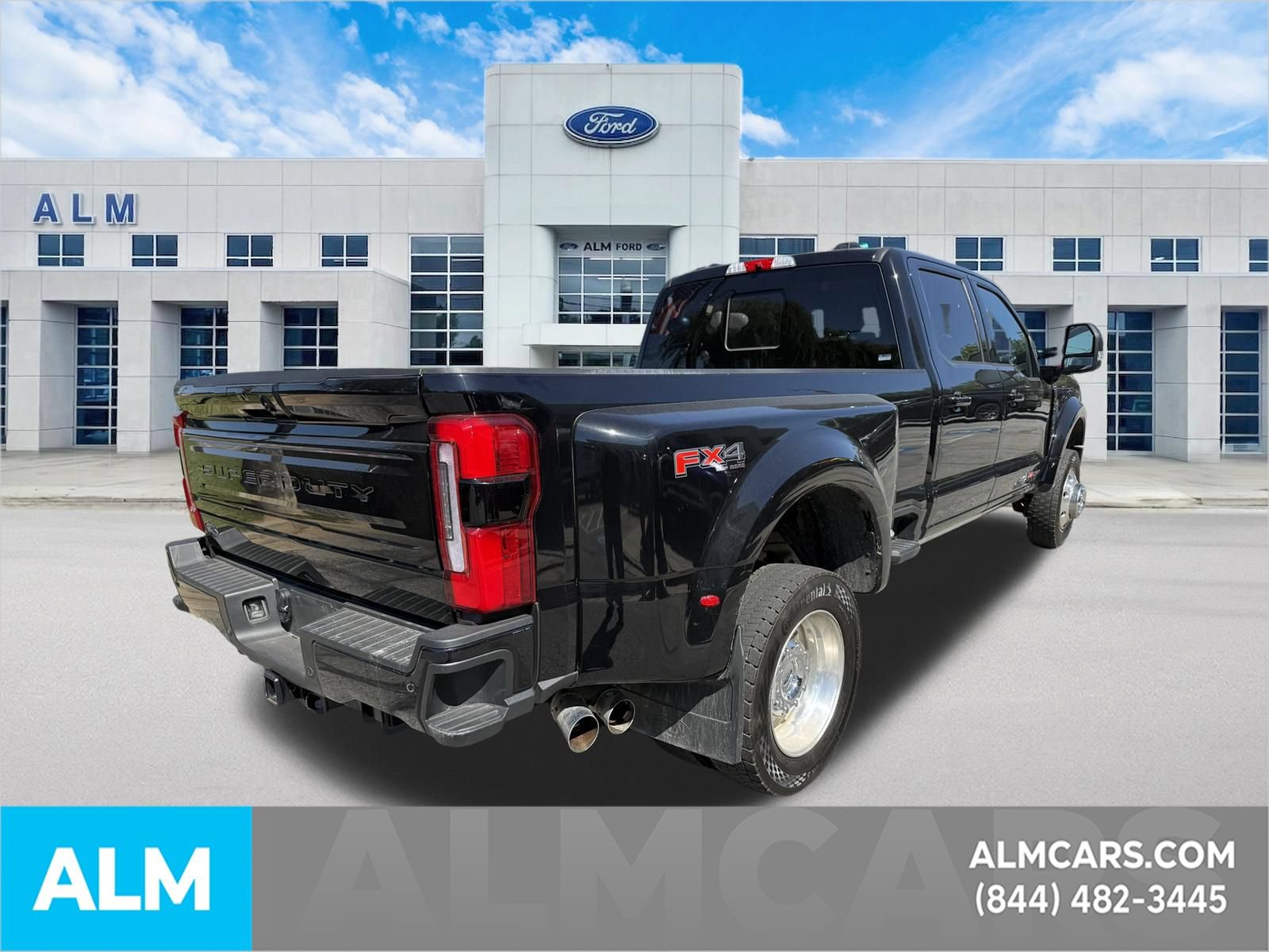 Certified 2025 Ford F450 Platinum w/ FX4 Off-Road Package AWD/4WD image 9