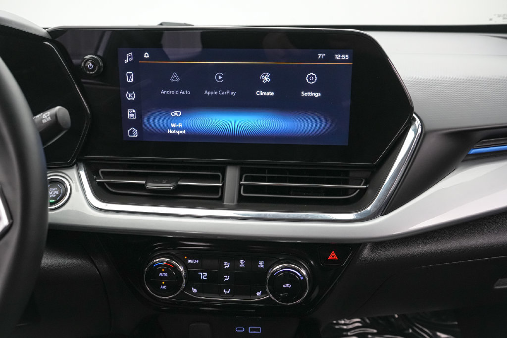 Used 2025 Chevrolet Trax LT w/ LT Convenience Package FWD image 15