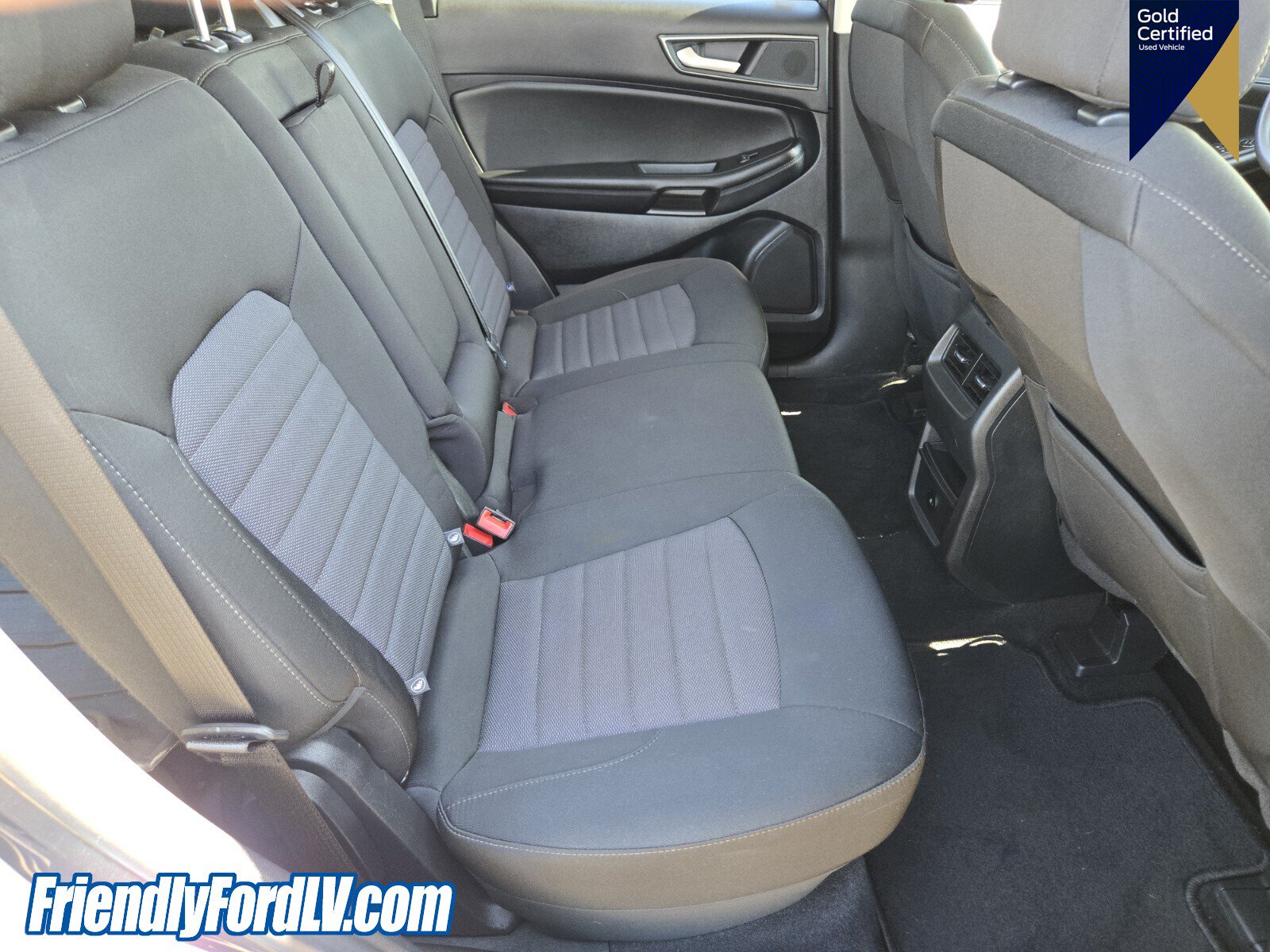 Certified 2023 Ford Edge SE w/ Black Appearance Package AWD/4WD image 17