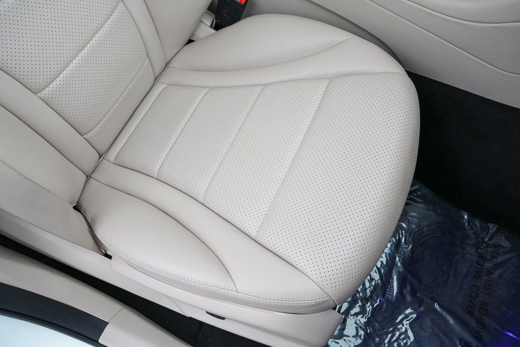Used 2022 Mercedes-Benz GLC 300 4MATIC image 29