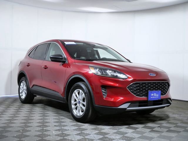 Certified 2022 Ford Escape SE w/ Cold Weather Package AWD/4WD video 1