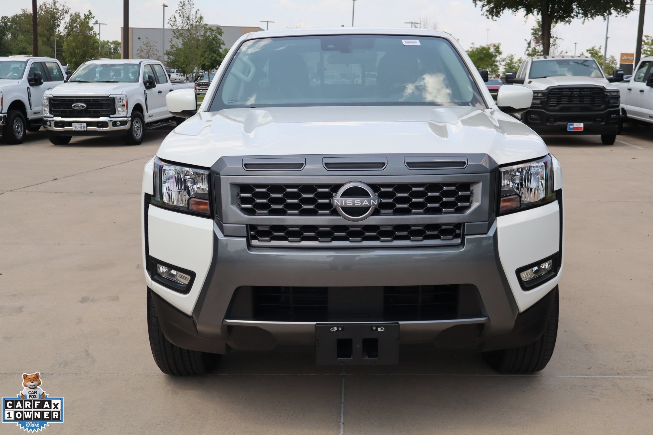 Used 2025 Nissan Frontier SV w/ SV Convenience Package RWD image 9