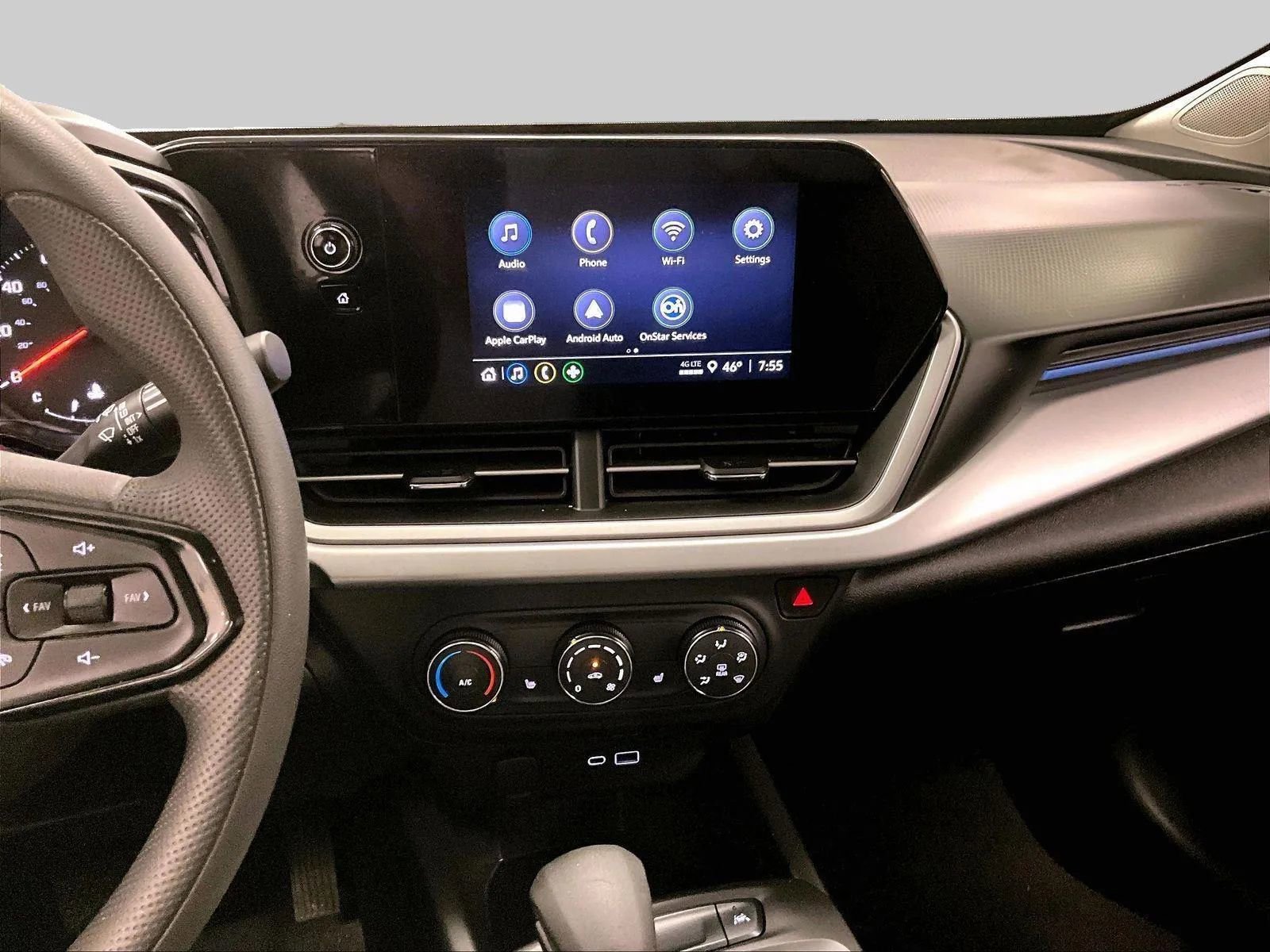 Used 2025 Chevrolet Trax LS w/ LS Convenience Package image 6