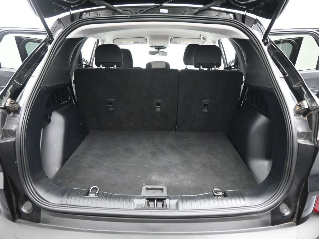 Certified 2022 Ford Escape SE image 47
