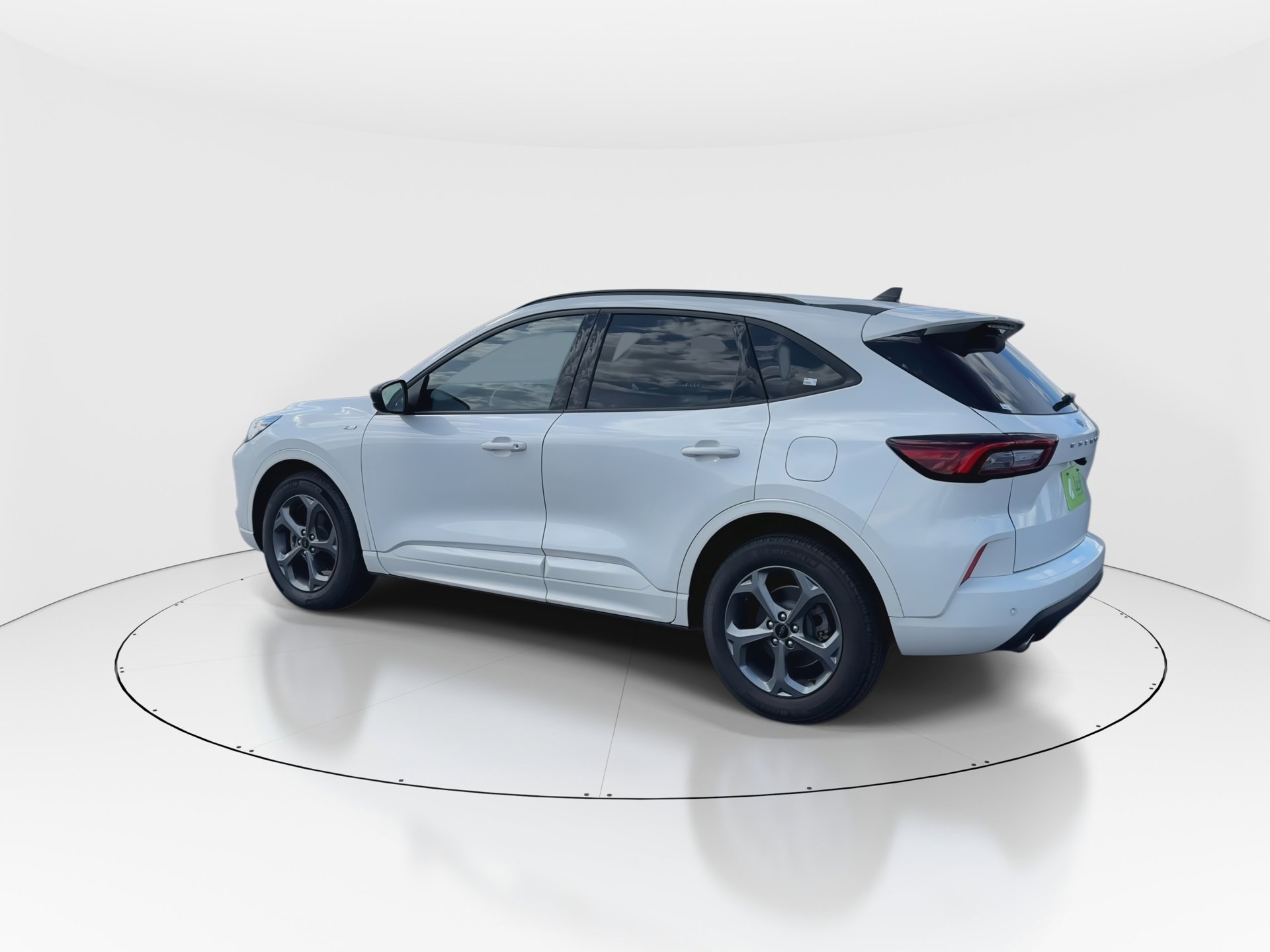 Certified 2024 Ford Escape ST-Line w/ Equipment Group 301A image 9