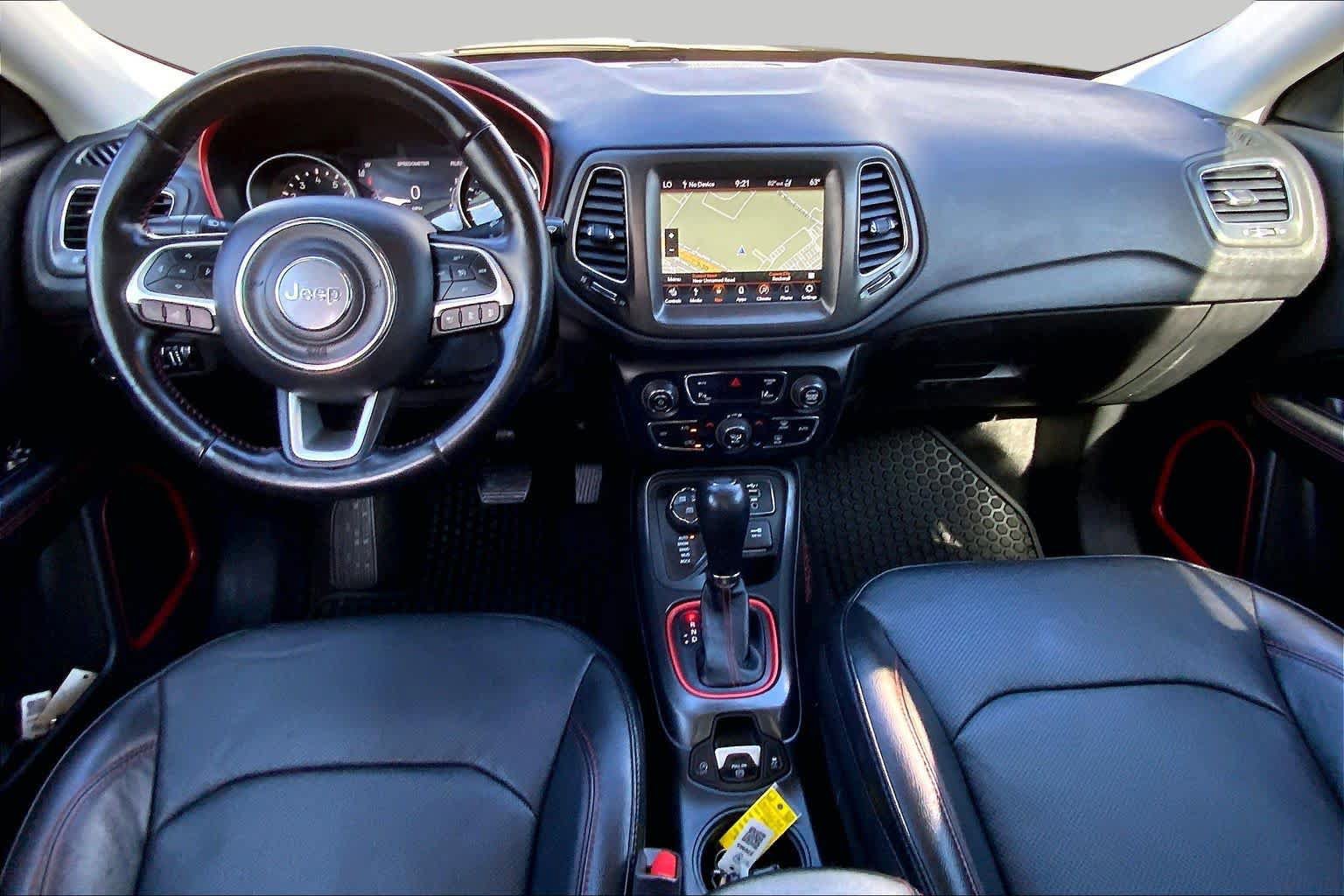 Used 2021 Jeep Compass Trailhawk AWD/4WD image 14
