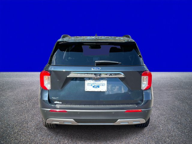 Certified 2024 Ford Explorer XLT w/ Equipment Group 202A RWD image 4