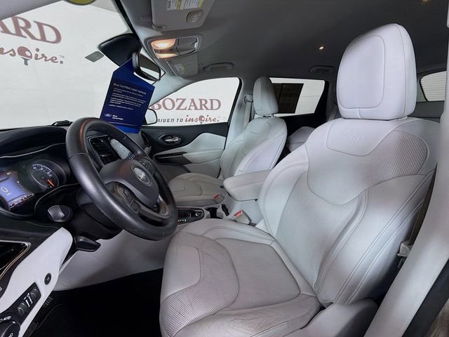 Used 2019 Jeep Cherokee Limited image 24