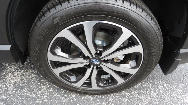 Used 2020 Subaru Forester Limited image 32