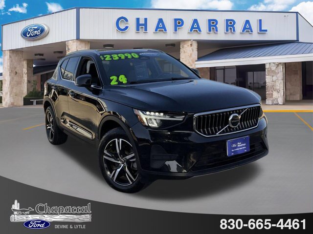 Used 2024 Volvo XC40 B5 Core