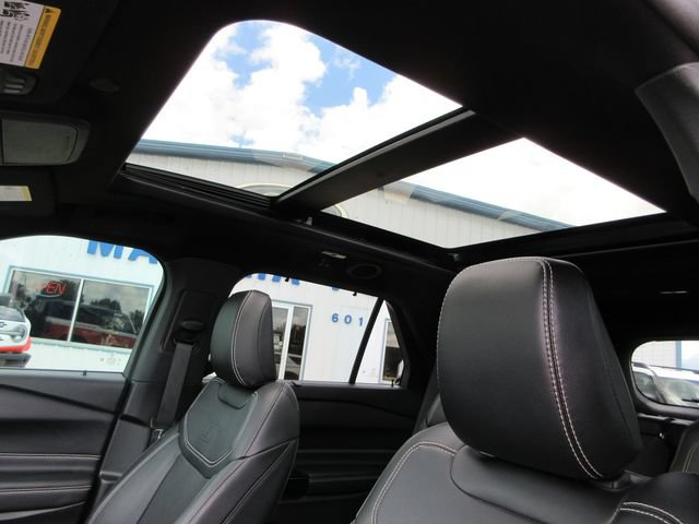 Certified 2023 Ford Explorer ST w/ Equipment Group 401A AWD/4WD image 11