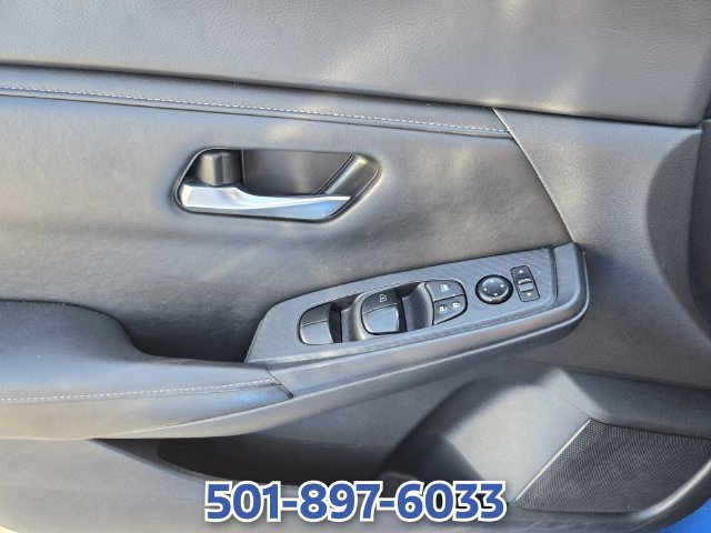 Used 2024 Nissan Sentra SV FWD image 30