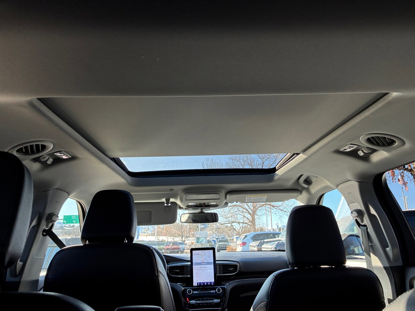 Certified 2023 Ford Explorer Limited w/ Limited Technology Package image 33