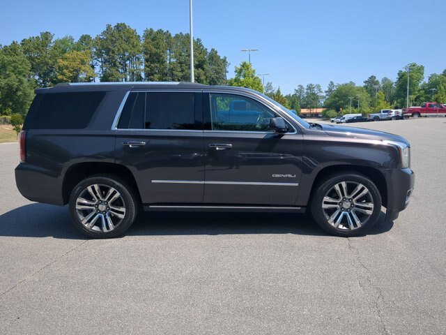 Used 2018 GMC Yukon Denali w/ Denali Ultimate Package AWD/4WD image 3