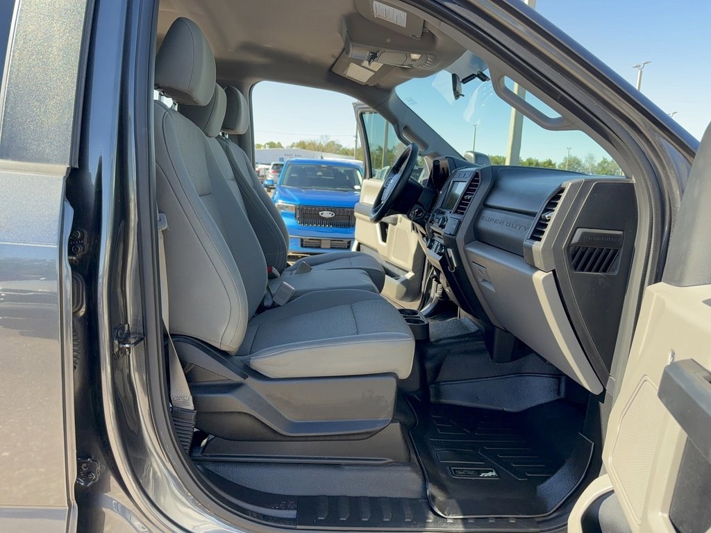 Certified 2018 Ford F250 XL w/ STX Appearance Package image 15