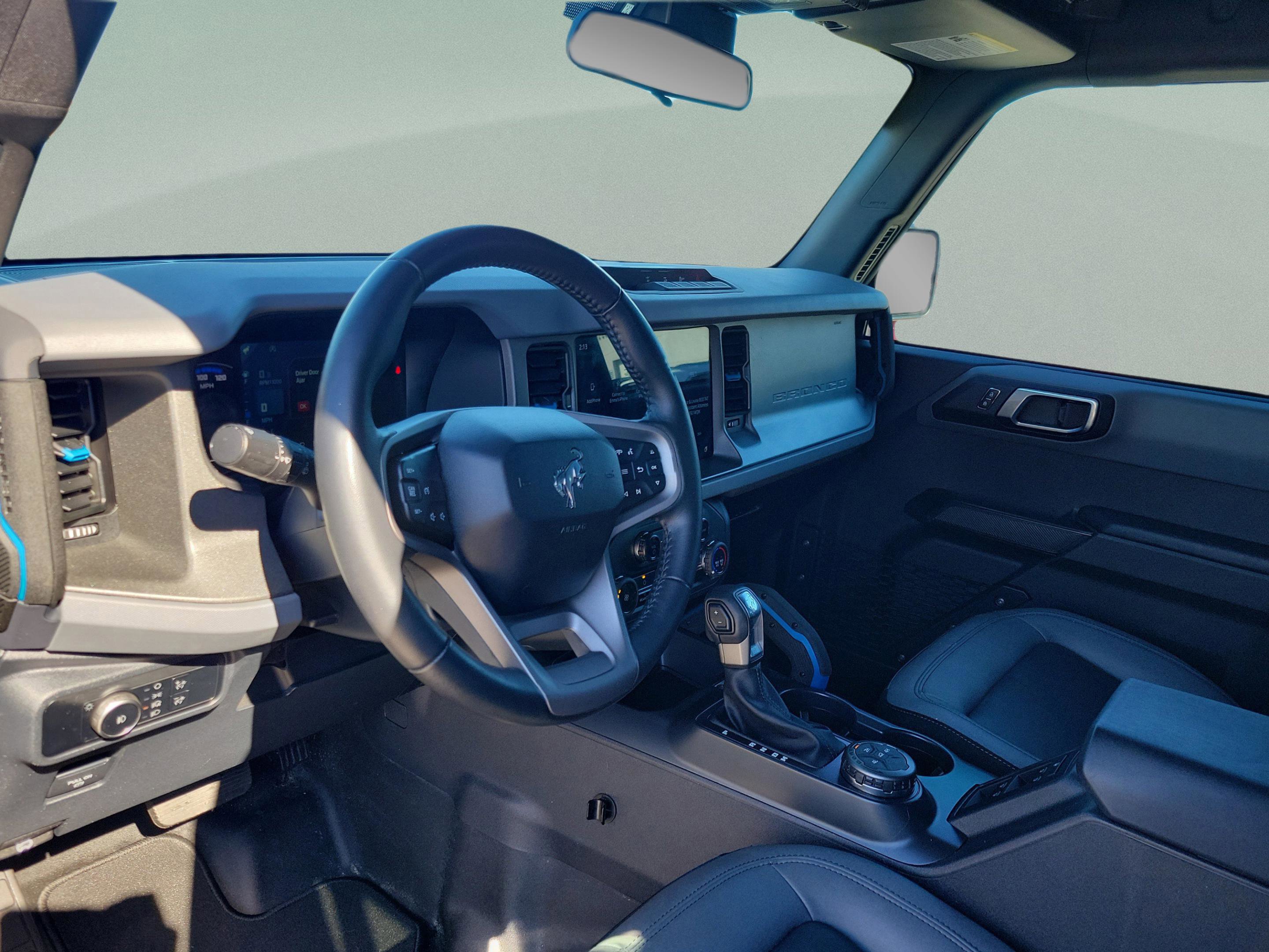 Certified 2024 Ford Bronco Black Diamond image 27