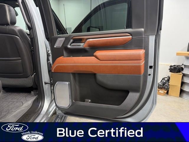 Used 2024 GMC Sierra 3500 Denali Ultimate AWD/4WD image 27