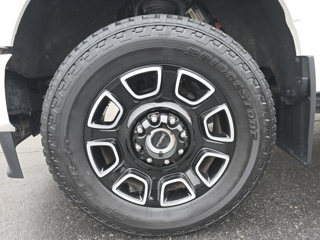 Certified 2025 Ford F250 Platinum AWD/4WD image 11
