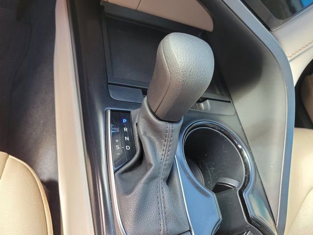 Used 2020 Toyota Camry LE FWD image 24