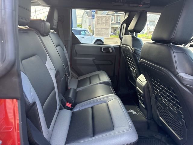 Certified 2023 Ford Bronco Big Bend w/ Sasquatch Package AWD/4WD image 39