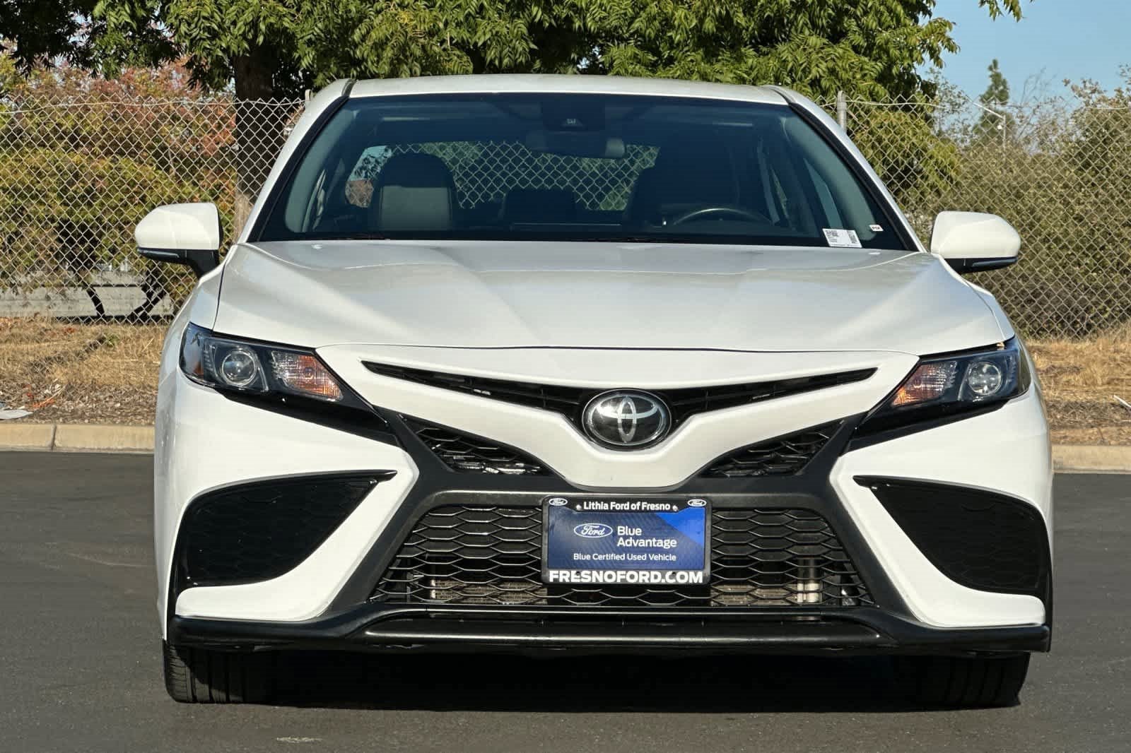 Used 2023 Toyota Camry SE image 8