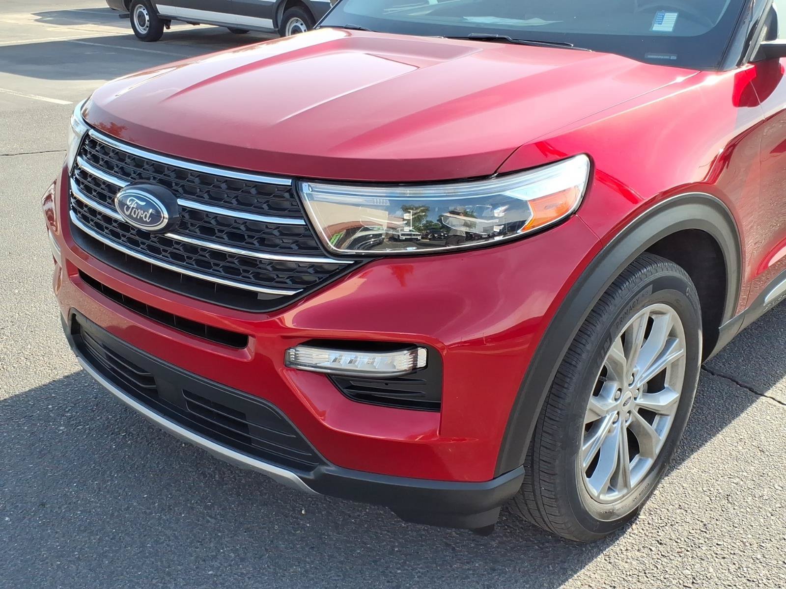 Certified 2023 Ford Explorer XLT w/ Equipment Group 202A AWD/4WD image 8