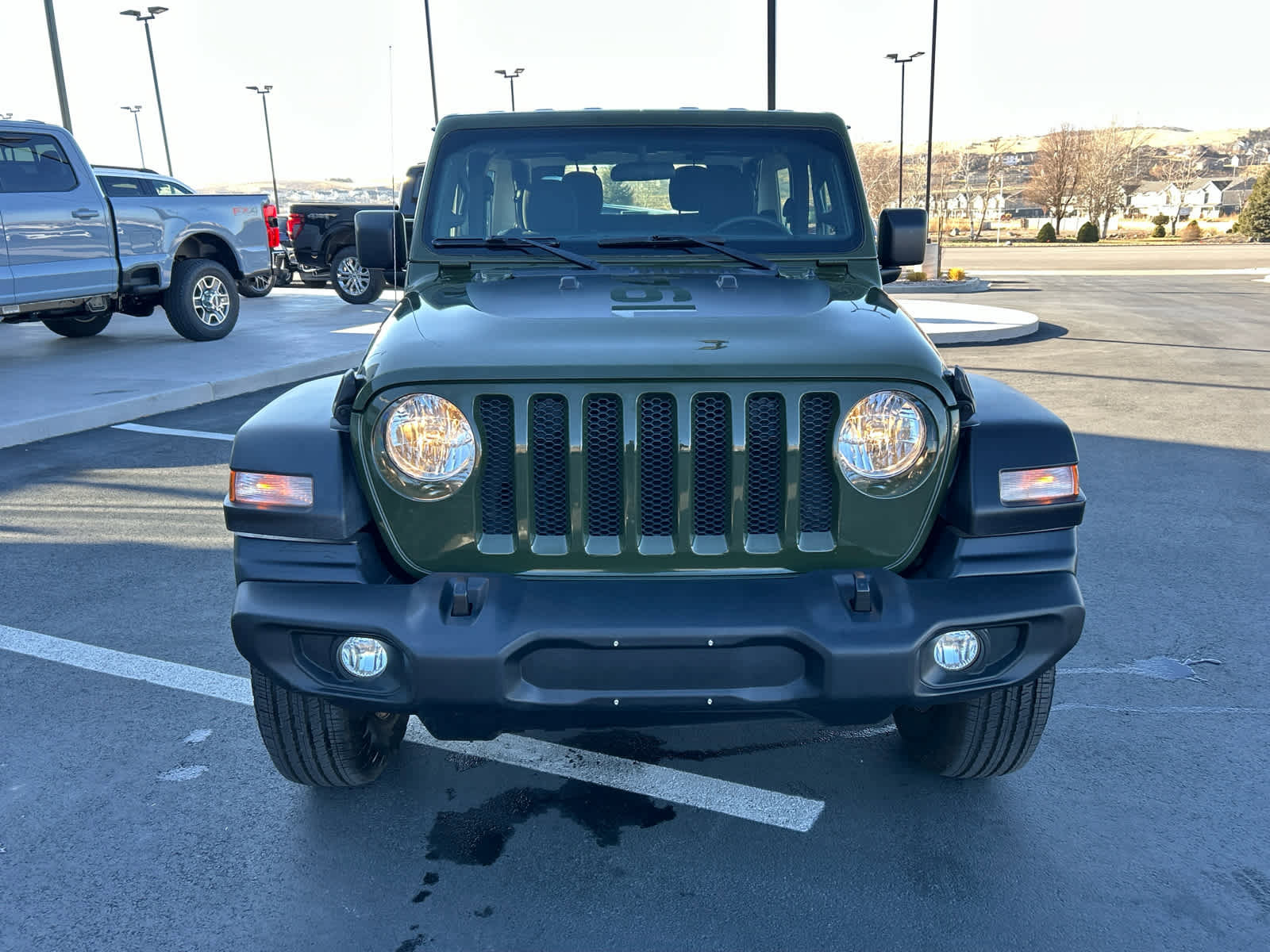 Used 2022 Jeep Wrangler Sport image 4