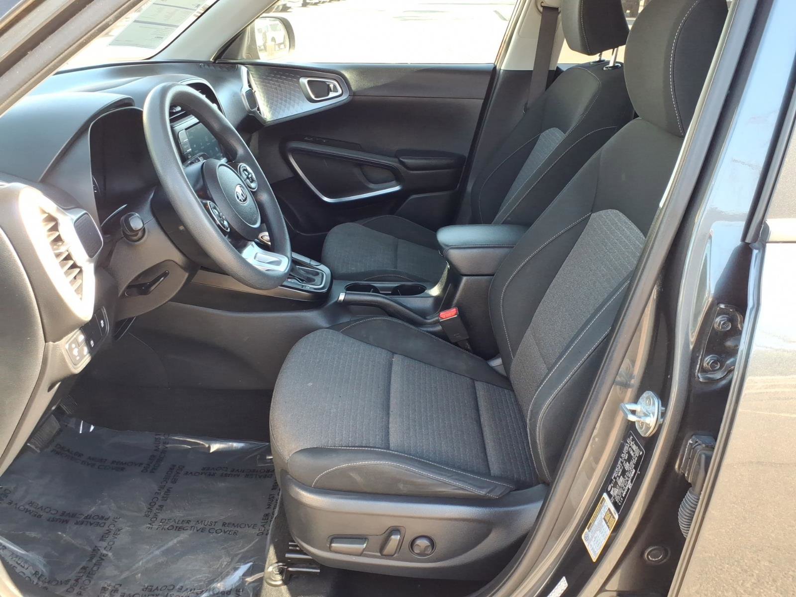Used 2021 Kia Soul S FWD image 13