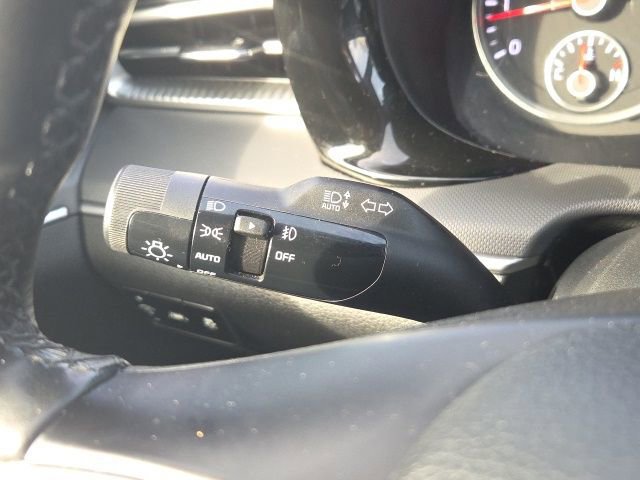 Used 2022 Kia K5 GT-Line image 36