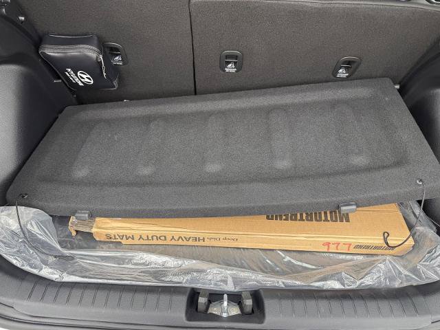 Used 2024 Hyundai Venue SEL FWD image 13