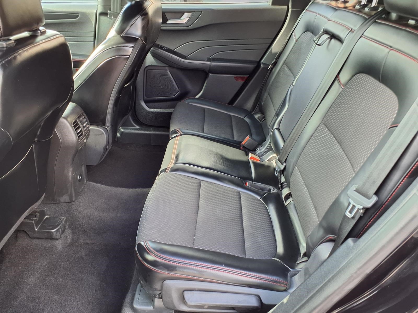 Certified 2024 Ford Escape ST-Line FWD image 10