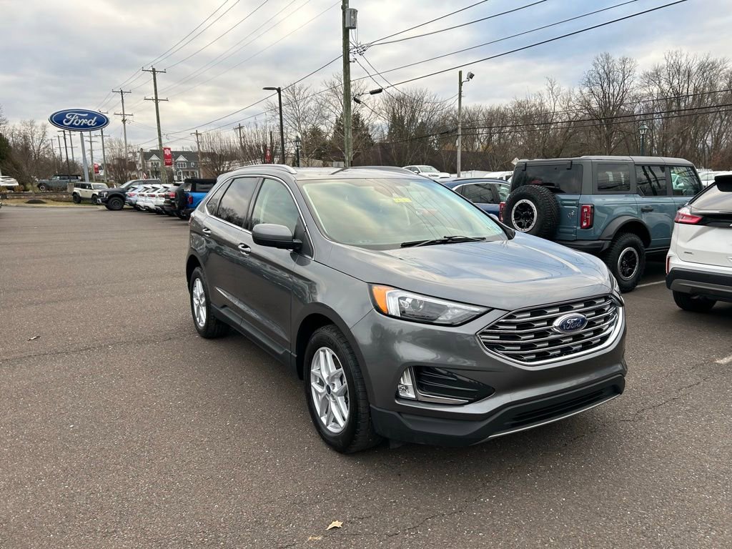 Certified 2022 Ford Edge SEL w/ Convenience Package image 3