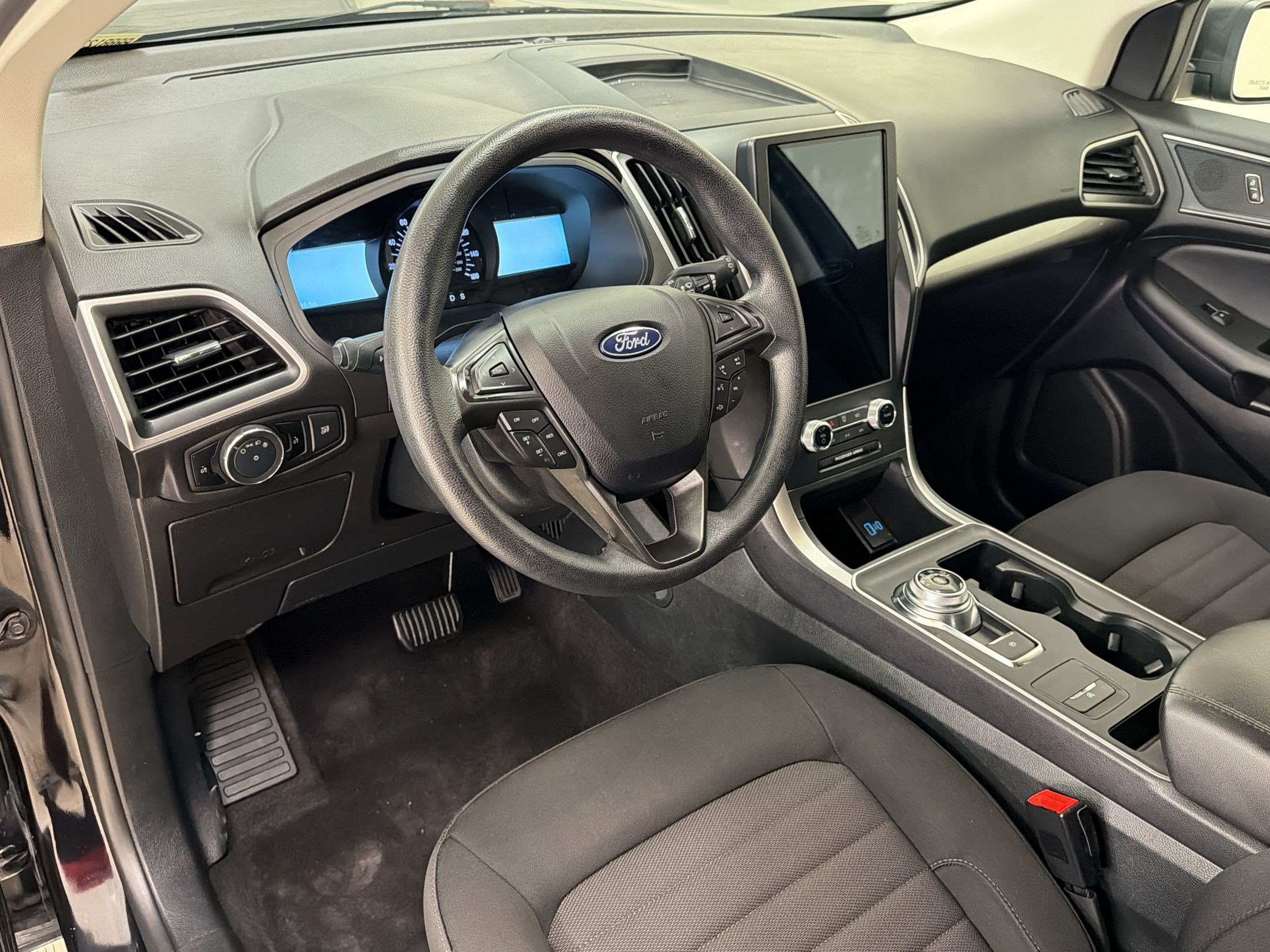 Certified 2024 Ford Edge SE AWD/4WD image 4