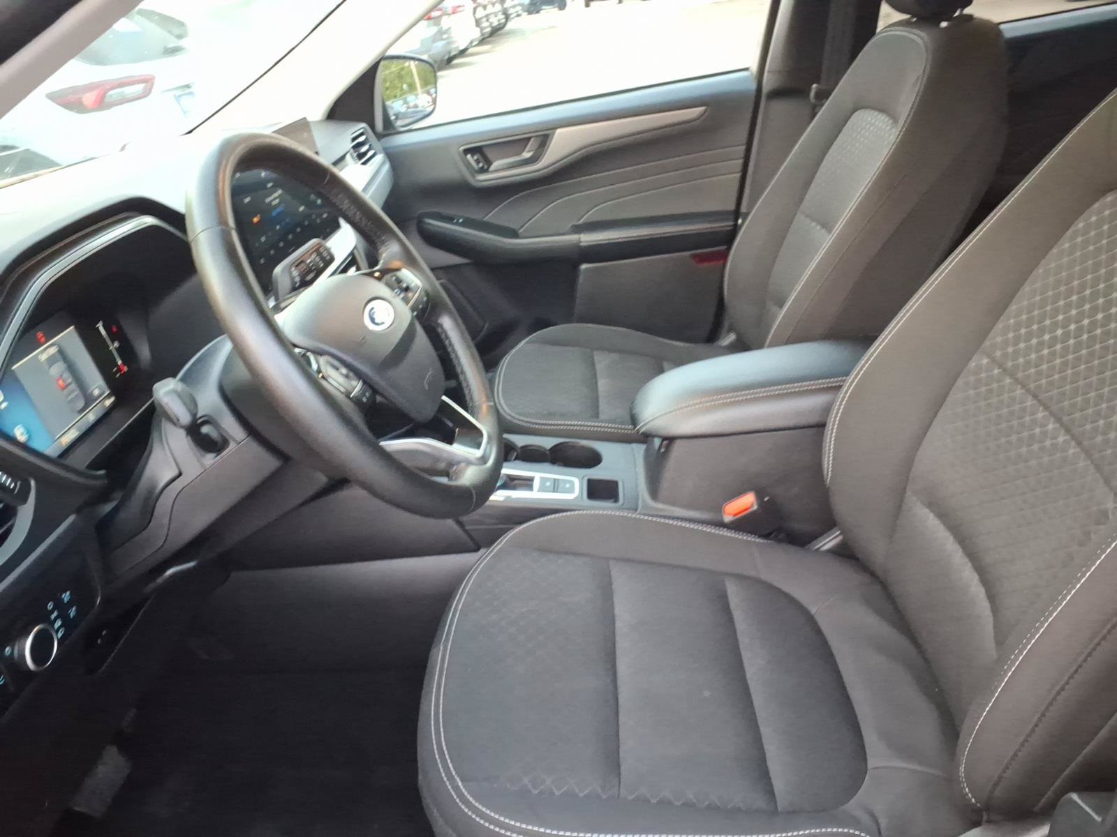 Certified 2024 Ford Escape Active w/ Tech Pack #1 AWD/4WD image 10