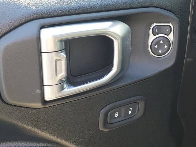 Used 2022 Jeep Wrangler Sport AWD/4WD image 21