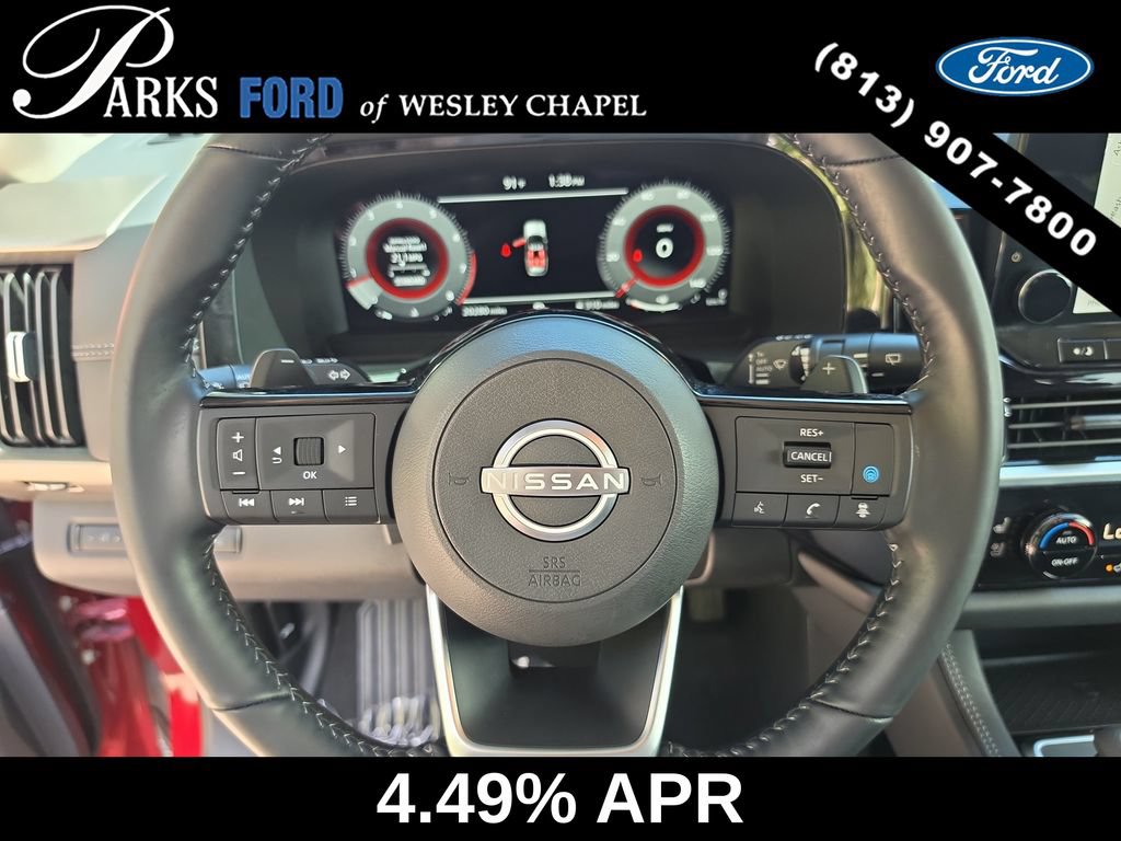 Used 2025 Nissan Pathfinder Platinum FWD image 30