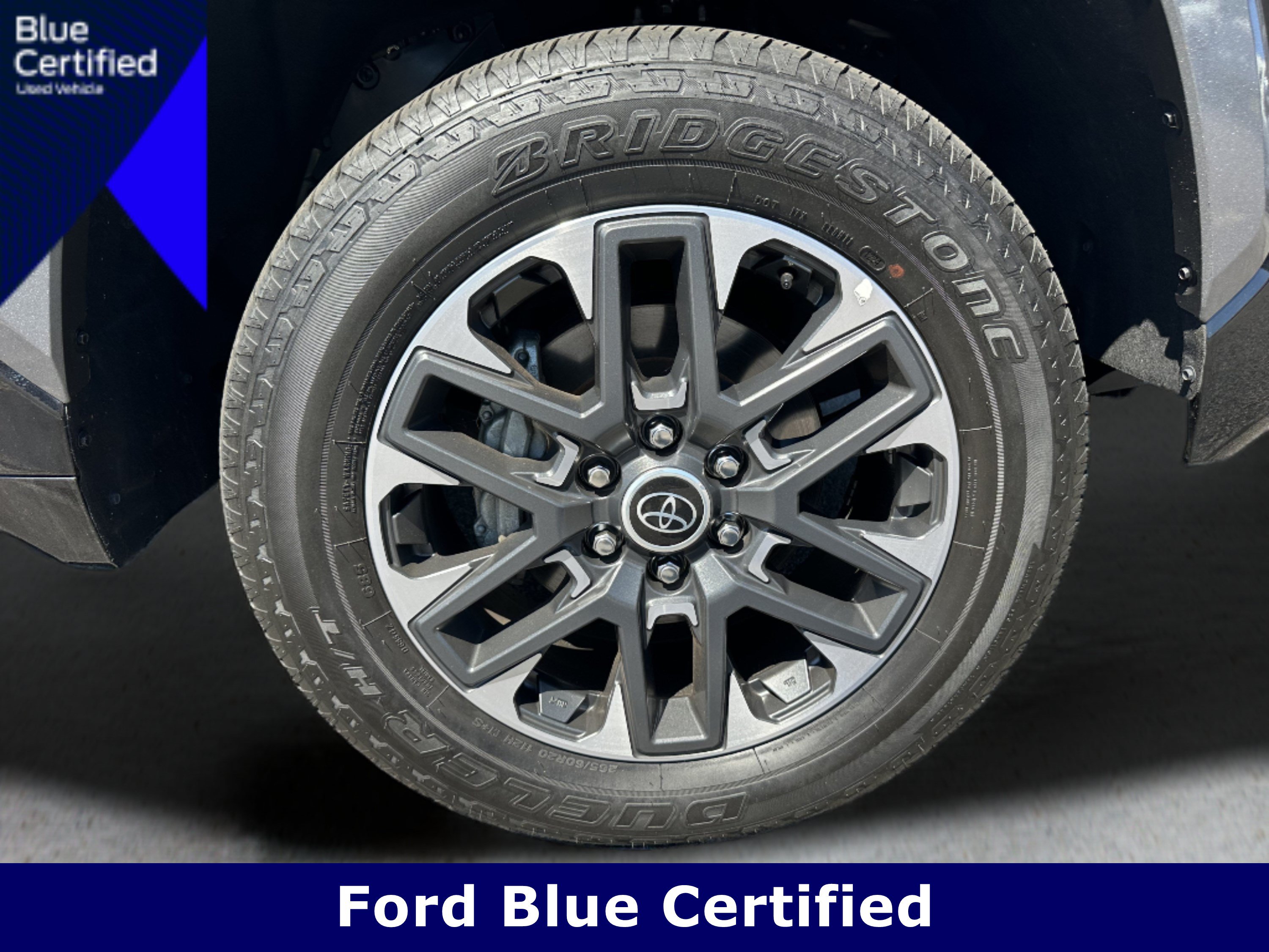 Used 2024 Toyota Tundra Limited AWD/4WD image 8