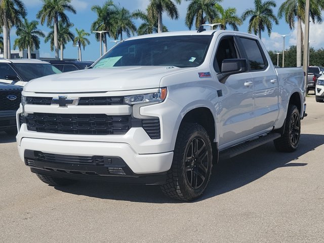 Used 2024 Chevrolet Silverado 1500 RST AWD/4WD image 3