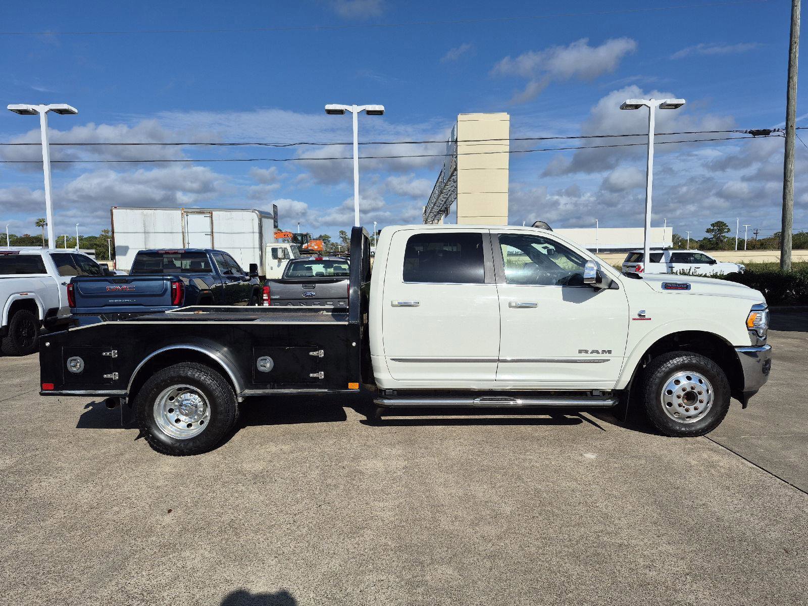 Used 2022 RAM 3500 Limited image 5