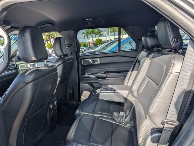 Certified 2020 Ford Explorer XLT w/ Equipment Group 202A image 9