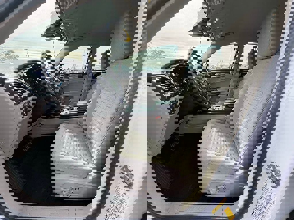 Certified 2020 Ford Fusion SE image 17