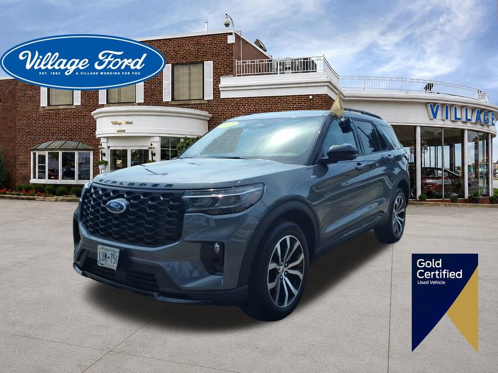Certified 2025 Ford Explorer ST-Line AWD/4WD image 1