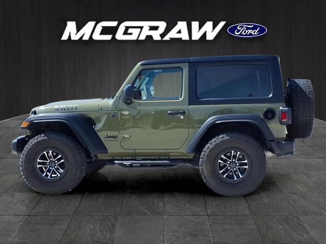Used 2025 Jeep Wrangler Sport image 2