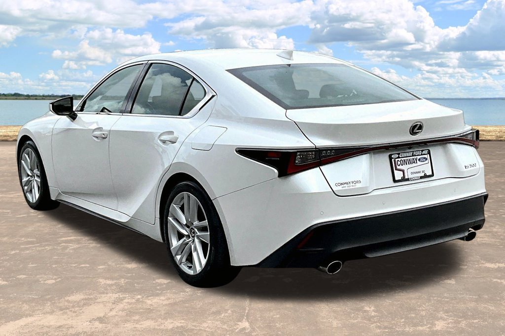 Used 2023 Lexus IS 300 w/ Comfort Package RWD image 5