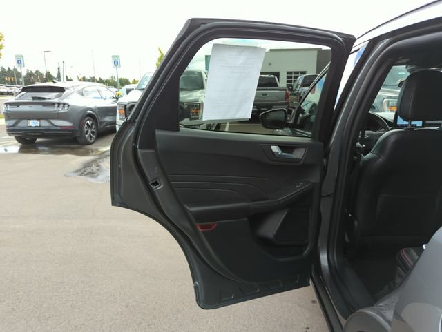 Certified 2025 Ford Escape ST-Line AWD/4WD image 21